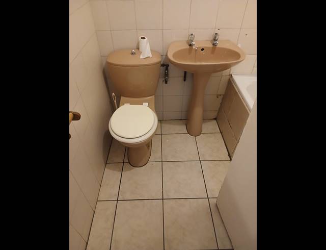 2 BEDROOM APARTMENT FOR SALE IN SCOTTSVILLE